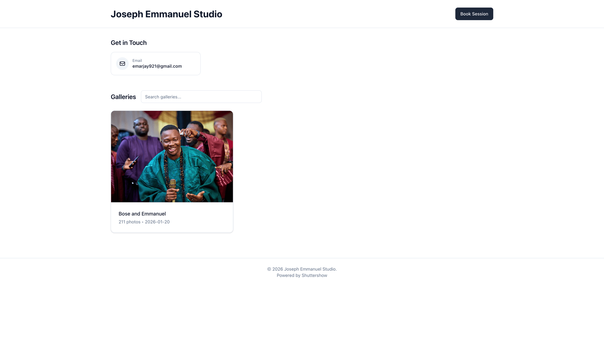 Professional photographer public page with bio and galleries